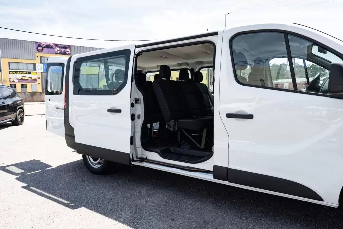 Renault  TRAFIC 9 Lugares - foto 7