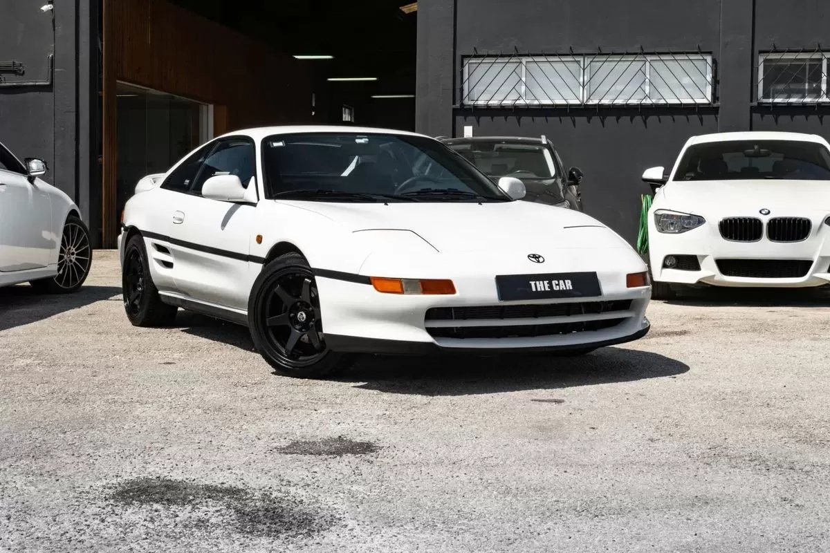 Toyota MR2 2.0 - foto 4