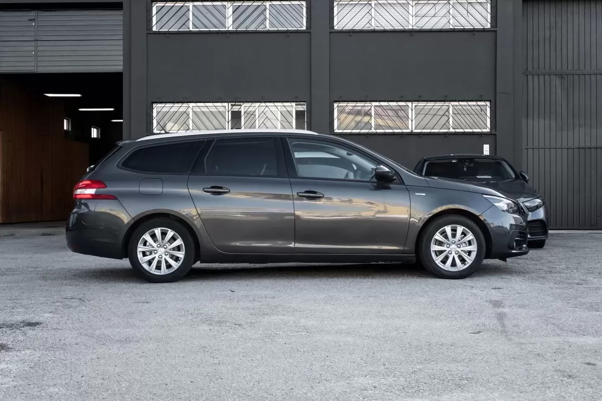 Peugeot 308 SW 1.5 BlueHDi Style - foto 3