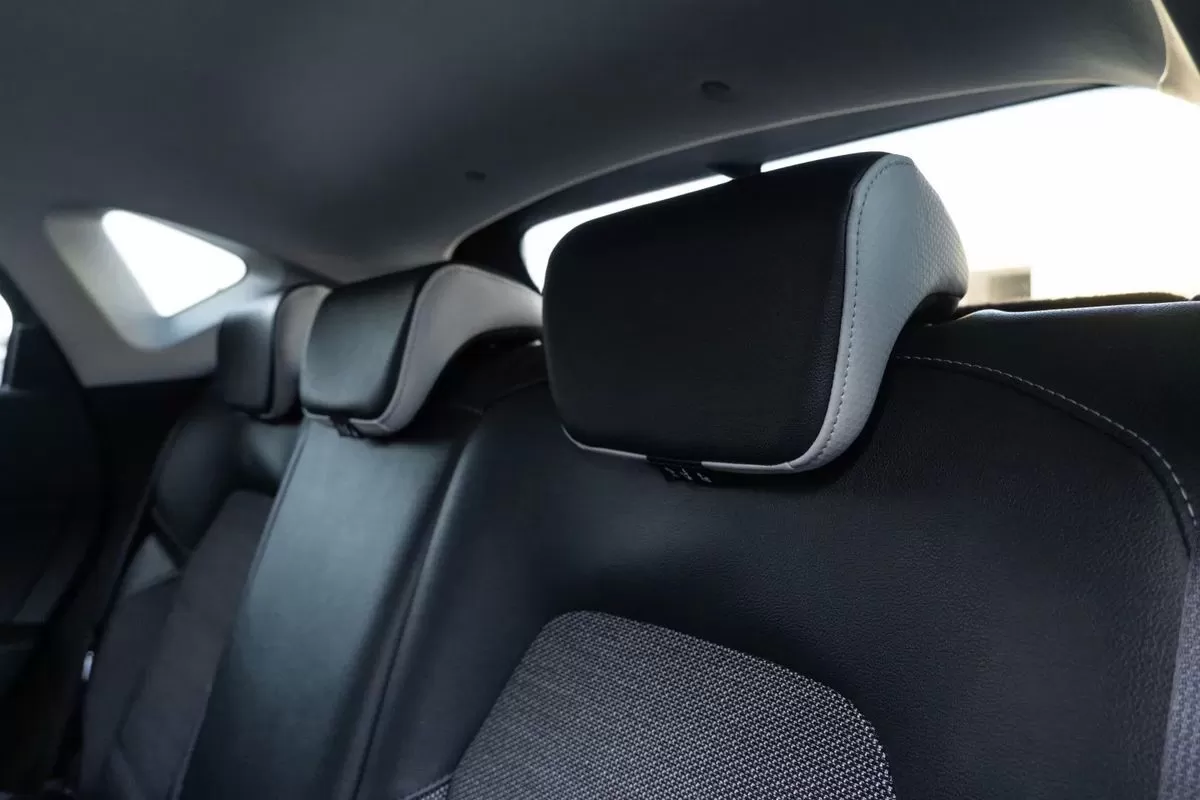 Renault Captur 1.0 TCe Exclusive - foto 8