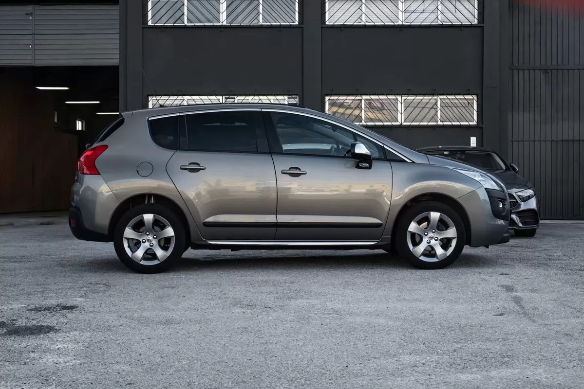 Peugeot 3008 1.6 HDi Allure - foto 2