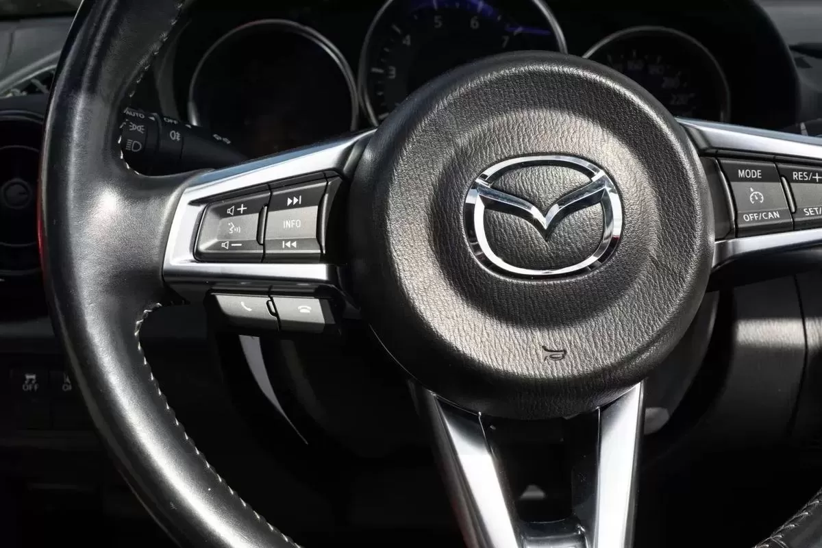 Mazda MX-5 1.5 Sky-G Essence - foto 6