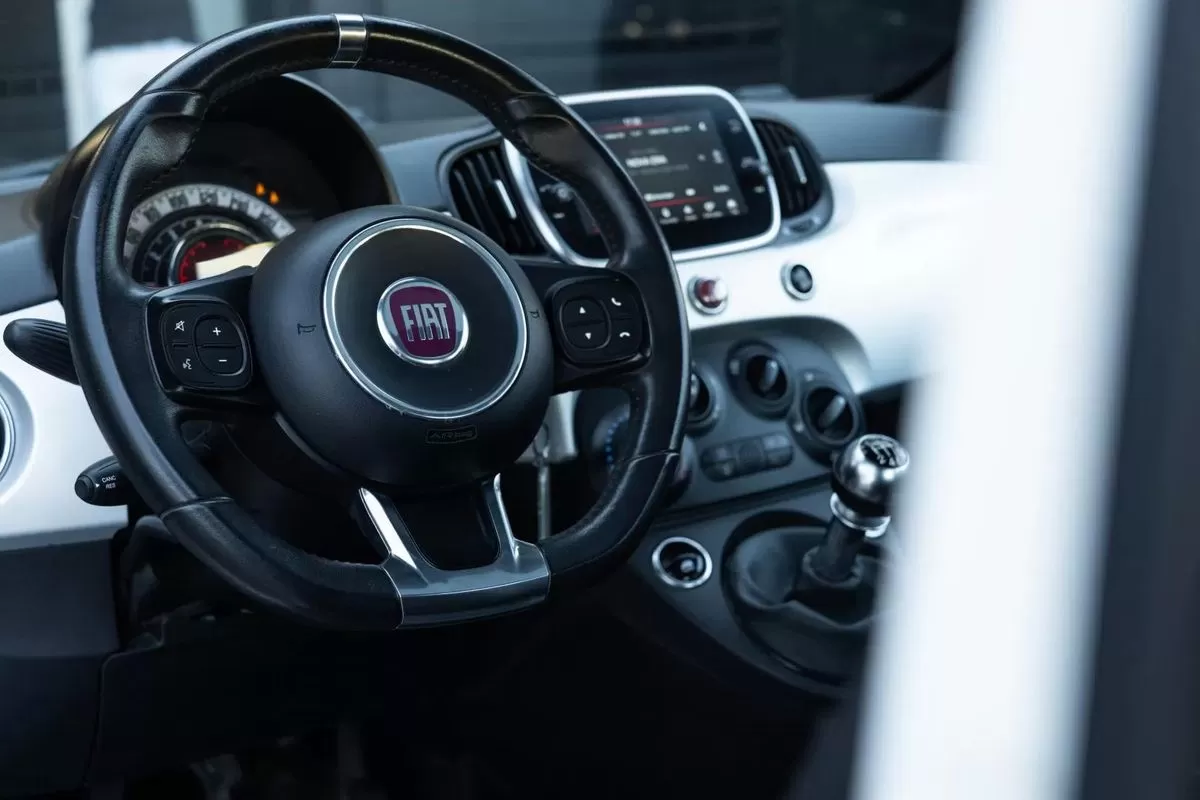 Fiat 500 1.0 Hybrid Connect - foto 8