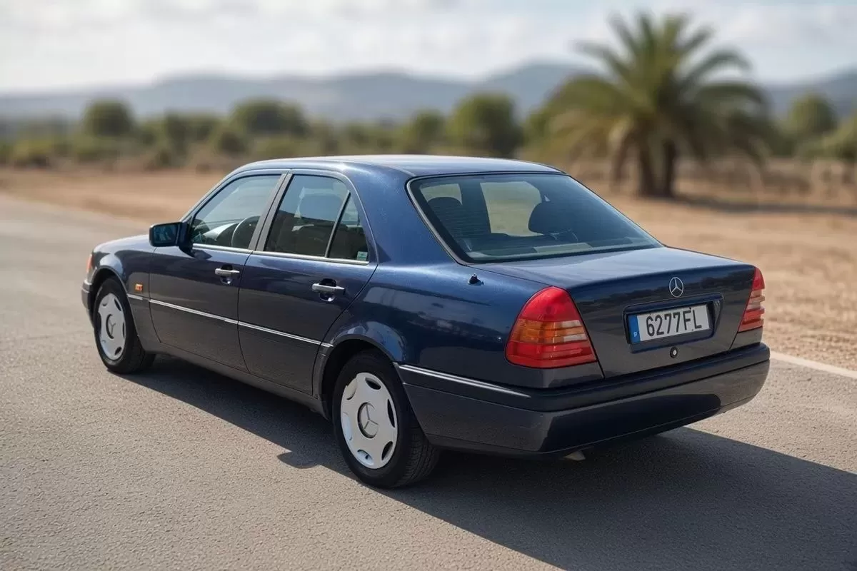 Mercedes-Benz C 180 Elegance - foto 2