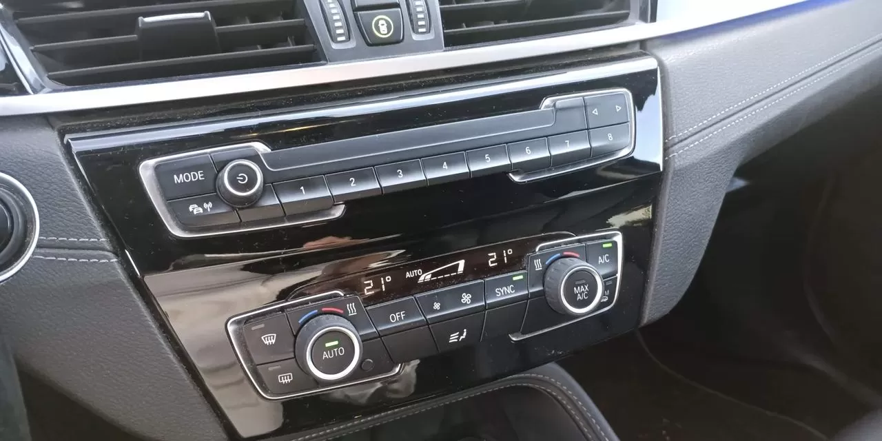 BMW X1 16 d sDrive Line Sport Auto - foto 5