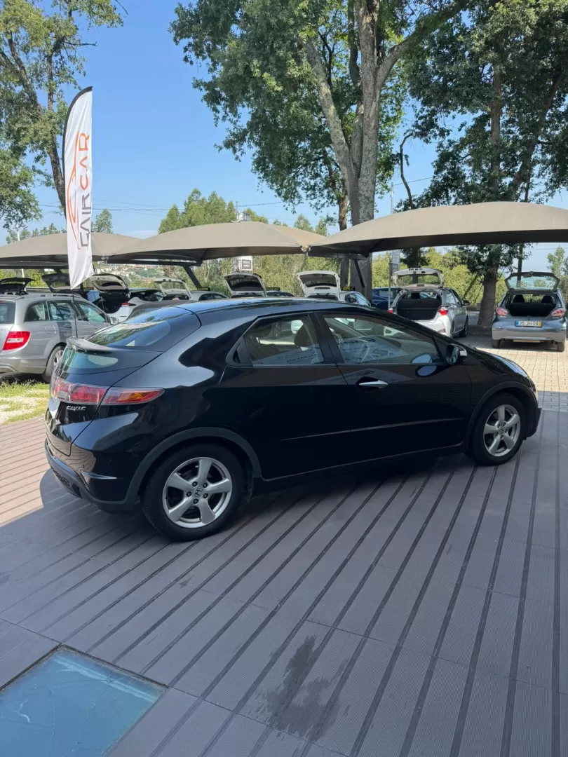 Honda Civic 1.4 Sport - foto 4