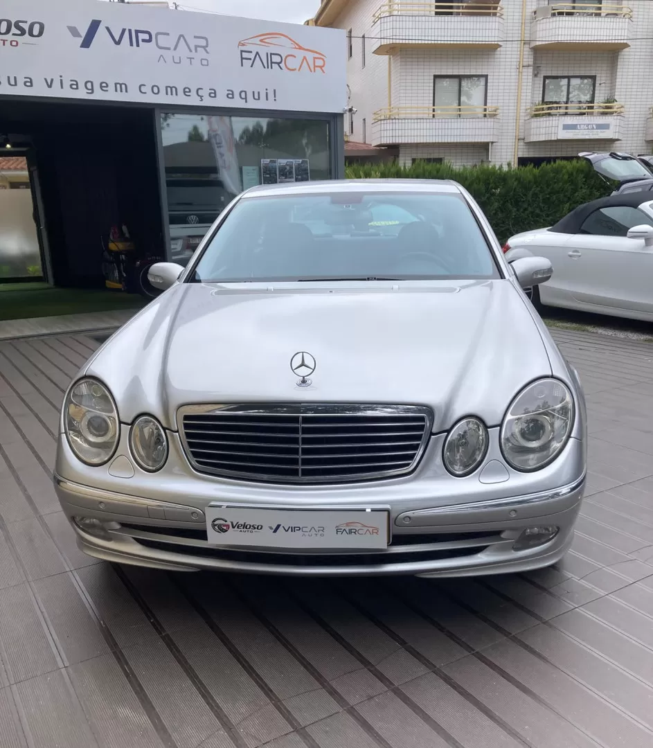 Mercedes-Benz E 270 CDi Avantgarde - foto 3