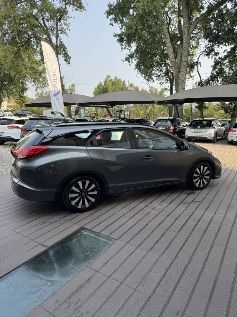 Honda Civic Tourer 1.6 i-DTEC Elegance - foto 4