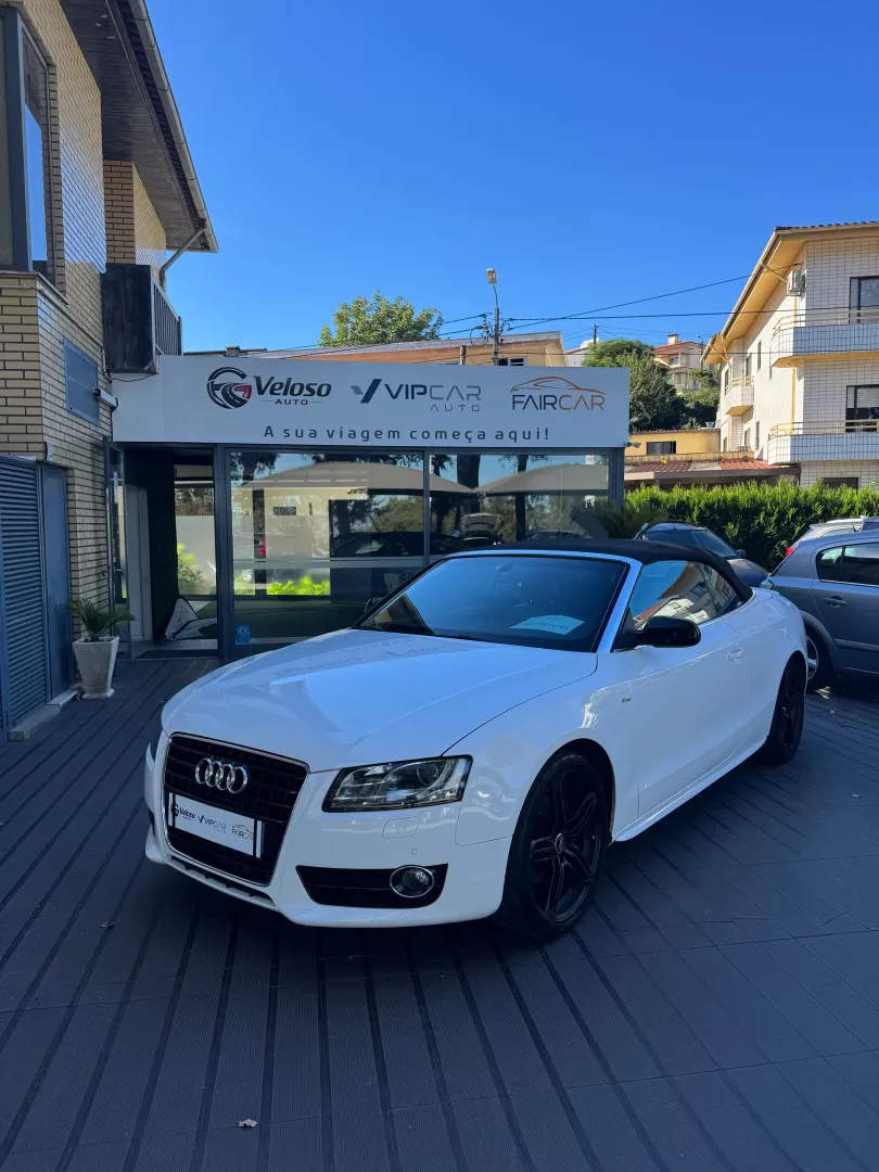 Audi A5 Cabrio 2.0 TDi S-line