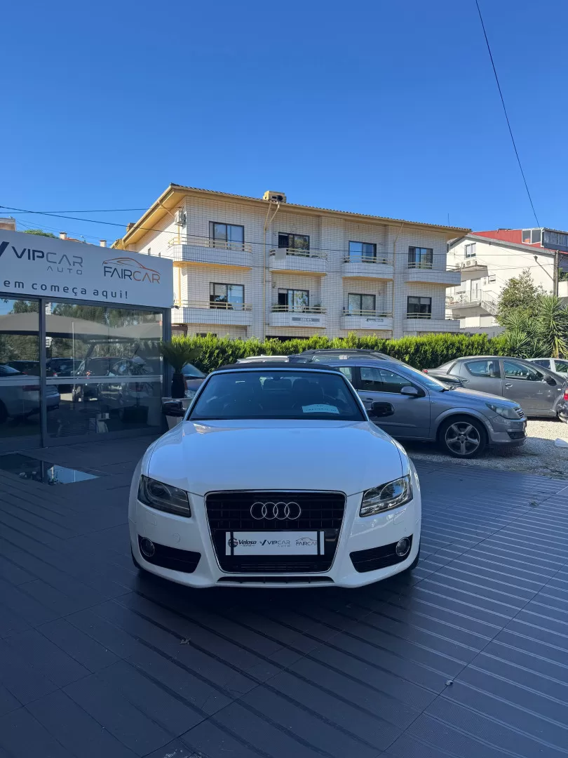 Audi A5 Cabrio 2.0 TDi S-line - foto 2
