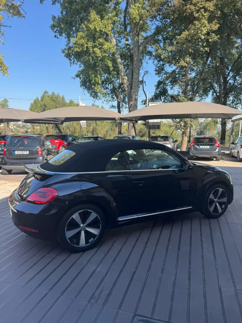 VW New Beetle Cabriolet 2.0 TSI Sport - foto 3