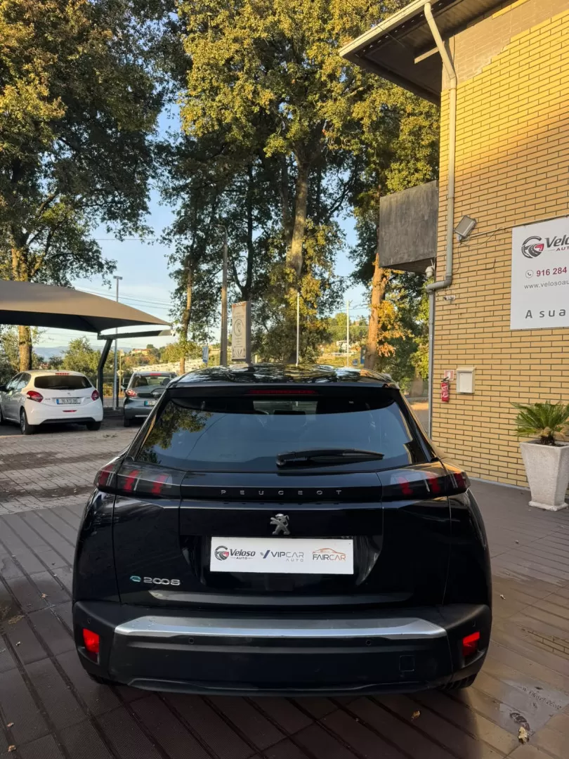 Peugeot e-2008 50 kWh Allure - foto 3