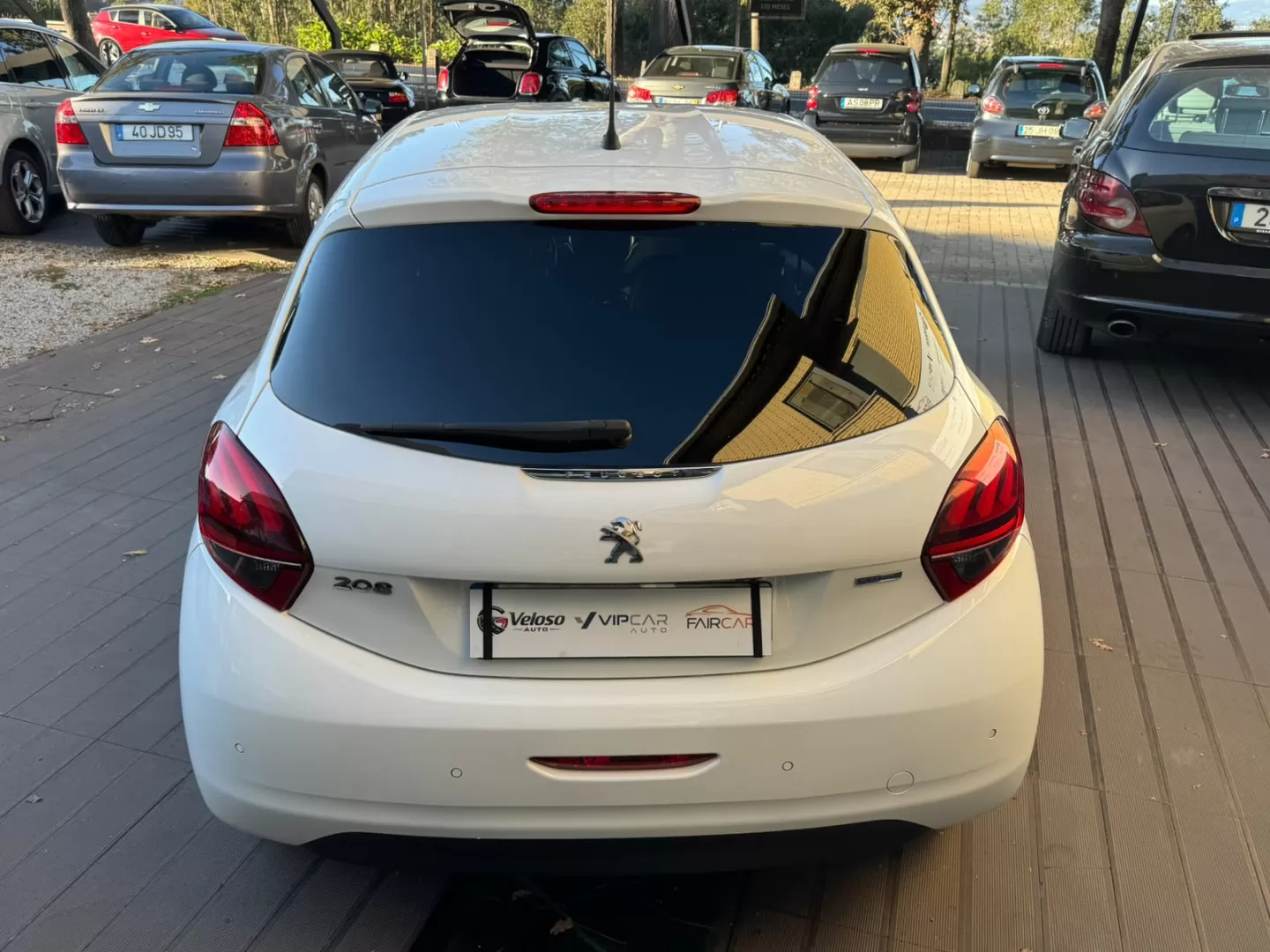 Peugeot 208 1.2 PureTech Style - foto 4