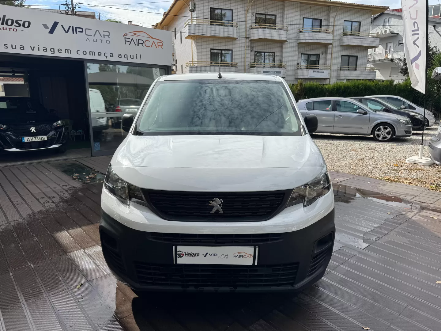 Peugeot Partner PARTNER STANDARD BLUE HDi