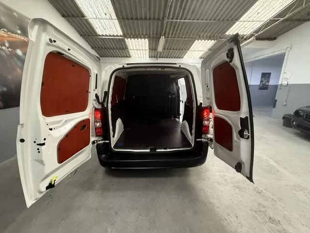 Peugeot Partner  Hdi Fap 90 Premium - foto 8