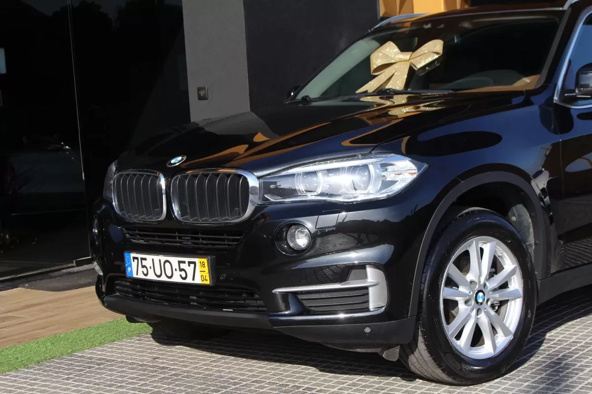 BMW X5 25 d sDrive Comfort 7L - foto 5