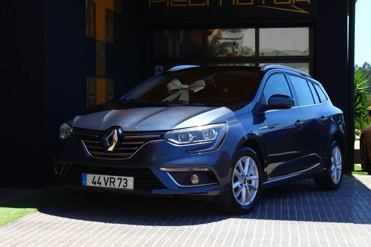 Renault Mégane Sport Tourer 1.5 dCi Limited - foto 3