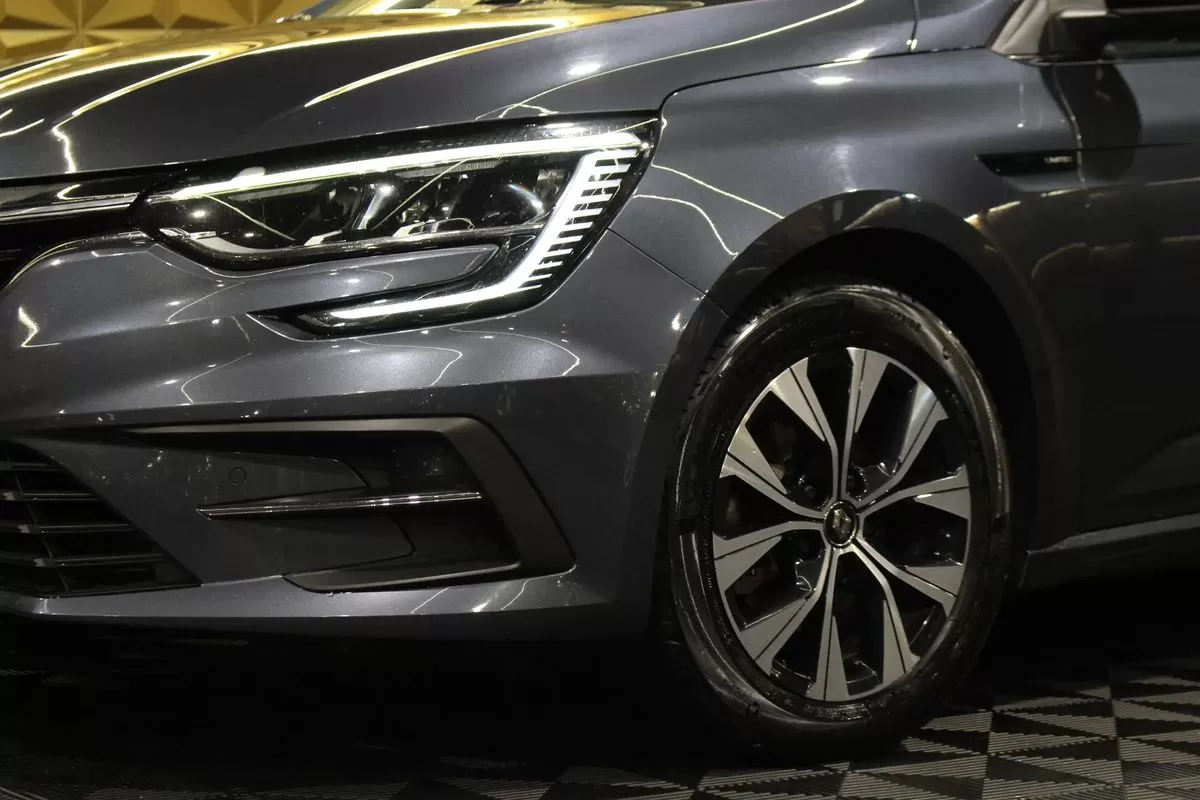 Renault Mégane Sport Tourer 1.5 Blue dCi Limited - foto 2