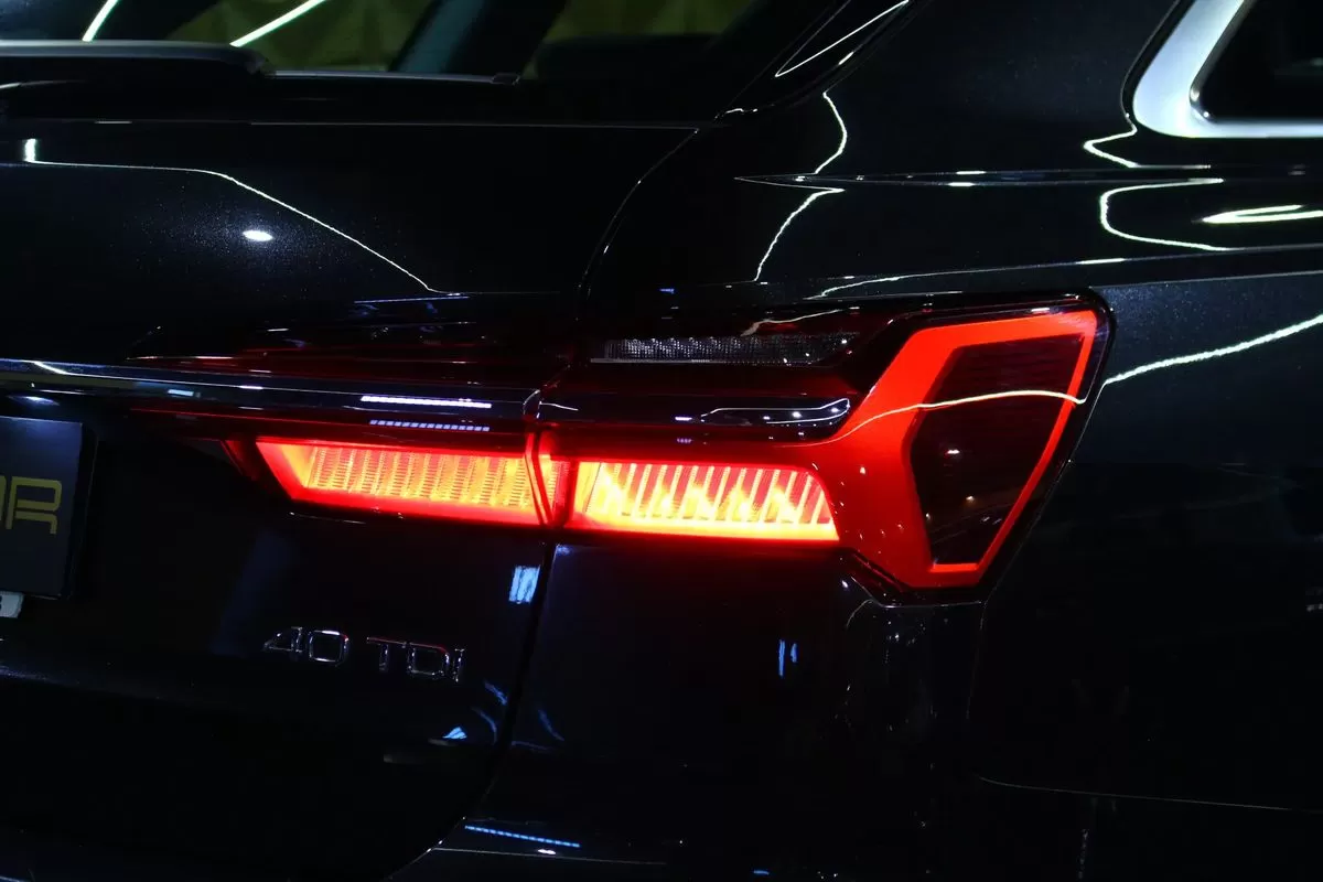 Audi A6 Avant 40 TDI Sport S tronic - foto 8