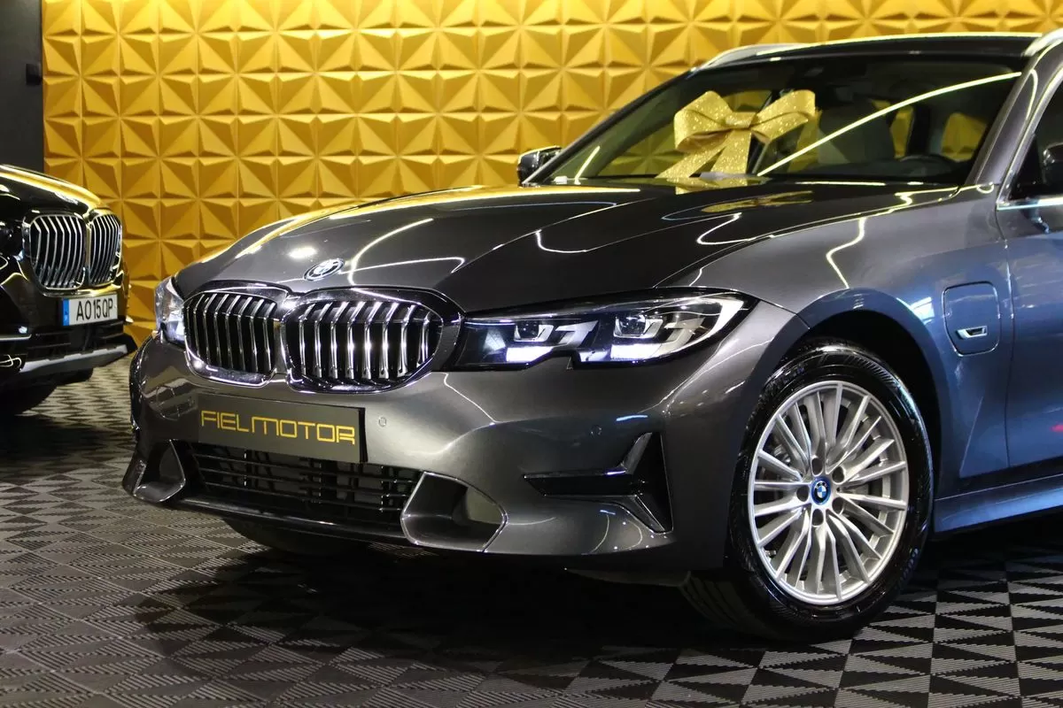 BMW 320 e Line Luxury Auto - foto 2
