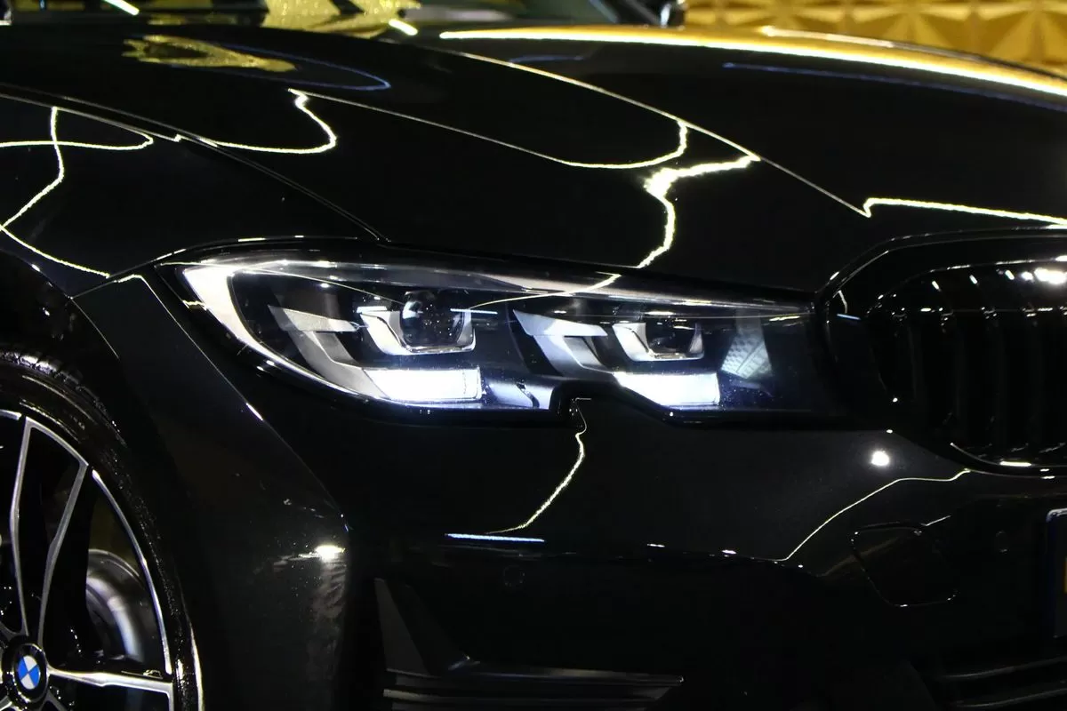 BMW 330 e Line Luxury Auto - foto 6