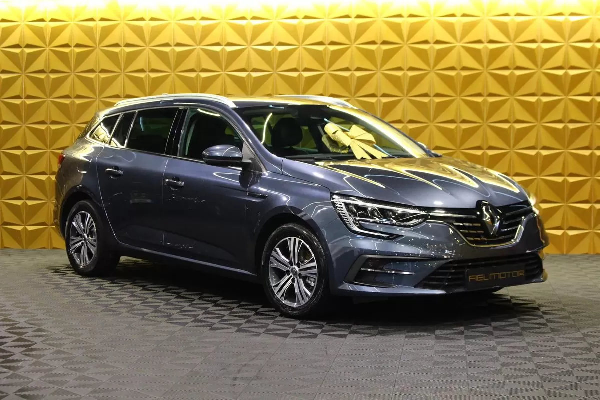 Renault Mégane Sport Tourer 1.5 Blue dCi Limited - foto 4