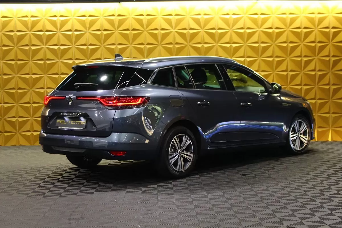 Renault Mégane Sport Tourer 1.5 Blue dCi Limited - foto 8