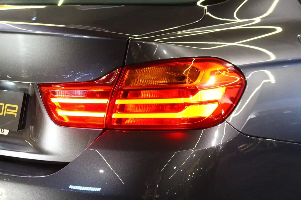 BMW 418 d Pack M - foto 8