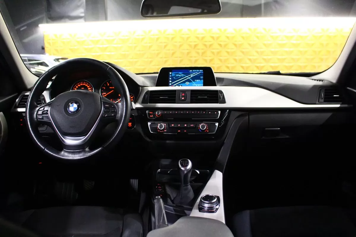 BMW 316 d Line Sport - foto 6