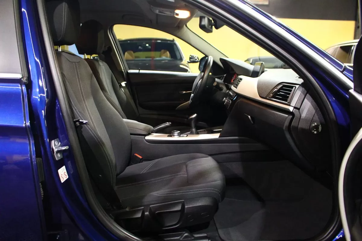 BMW 316 d Line Sport - foto 8