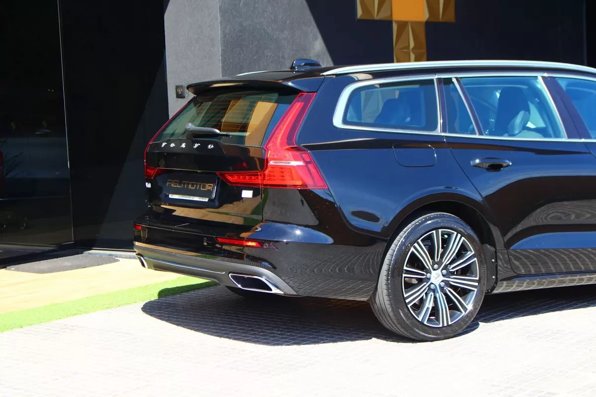 Volvo V60 2.0 T6 AWD TE Inscription - foto 6