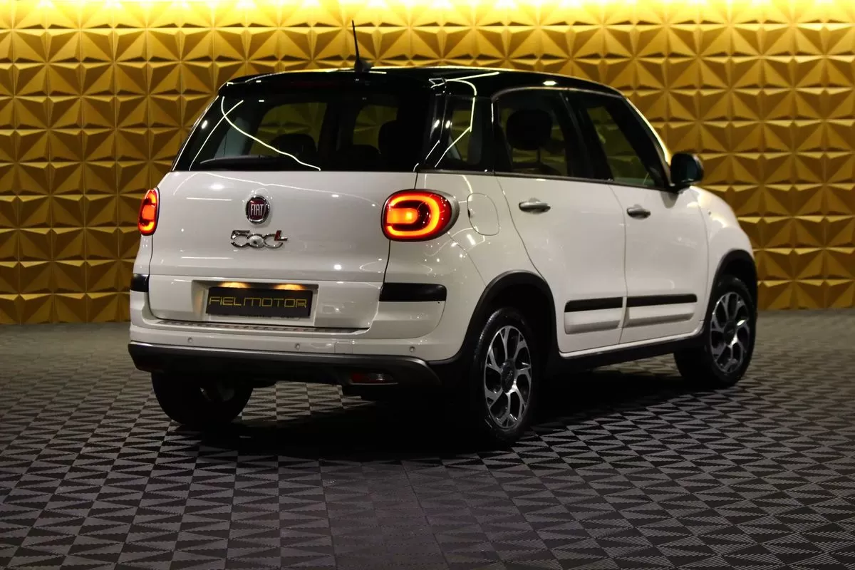 Fiat 500L 1.3 MJ City Cross - foto 8