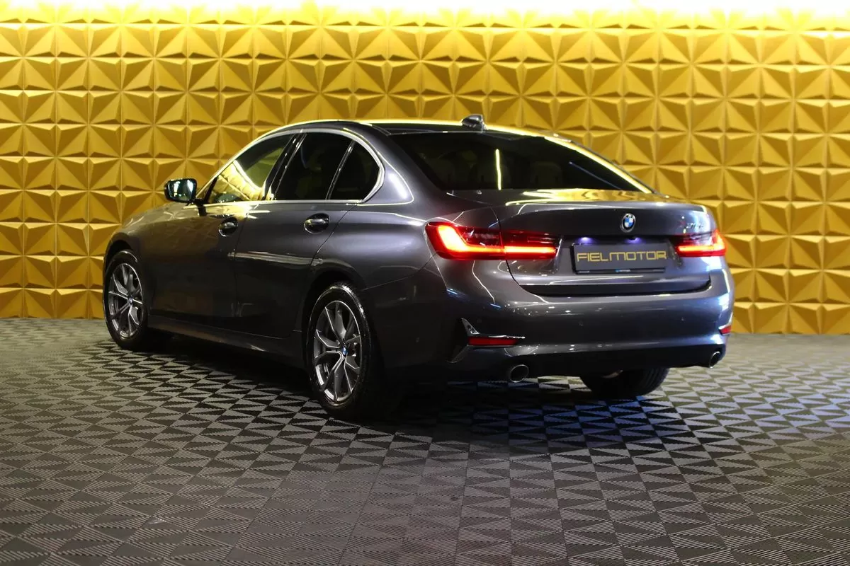 BMW 318 d Line Luxury Auto - foto 5