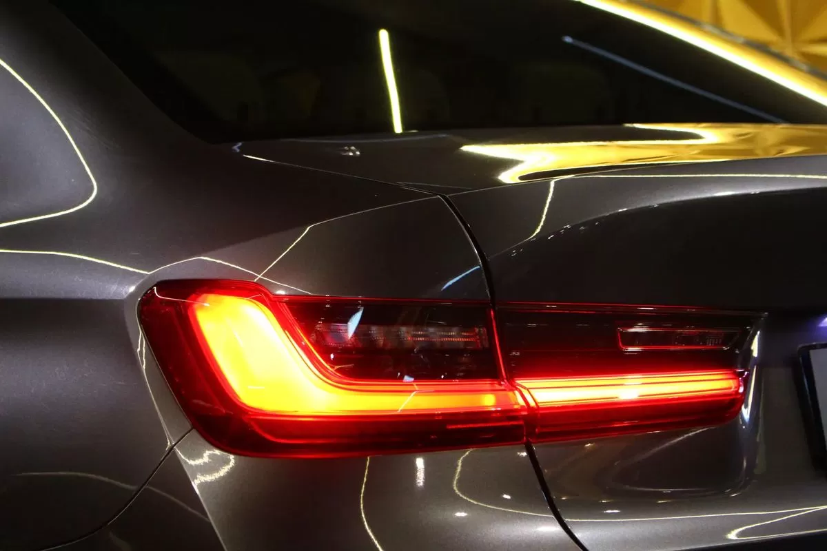 BMW 318 d Line Luxury Auto - foto 6