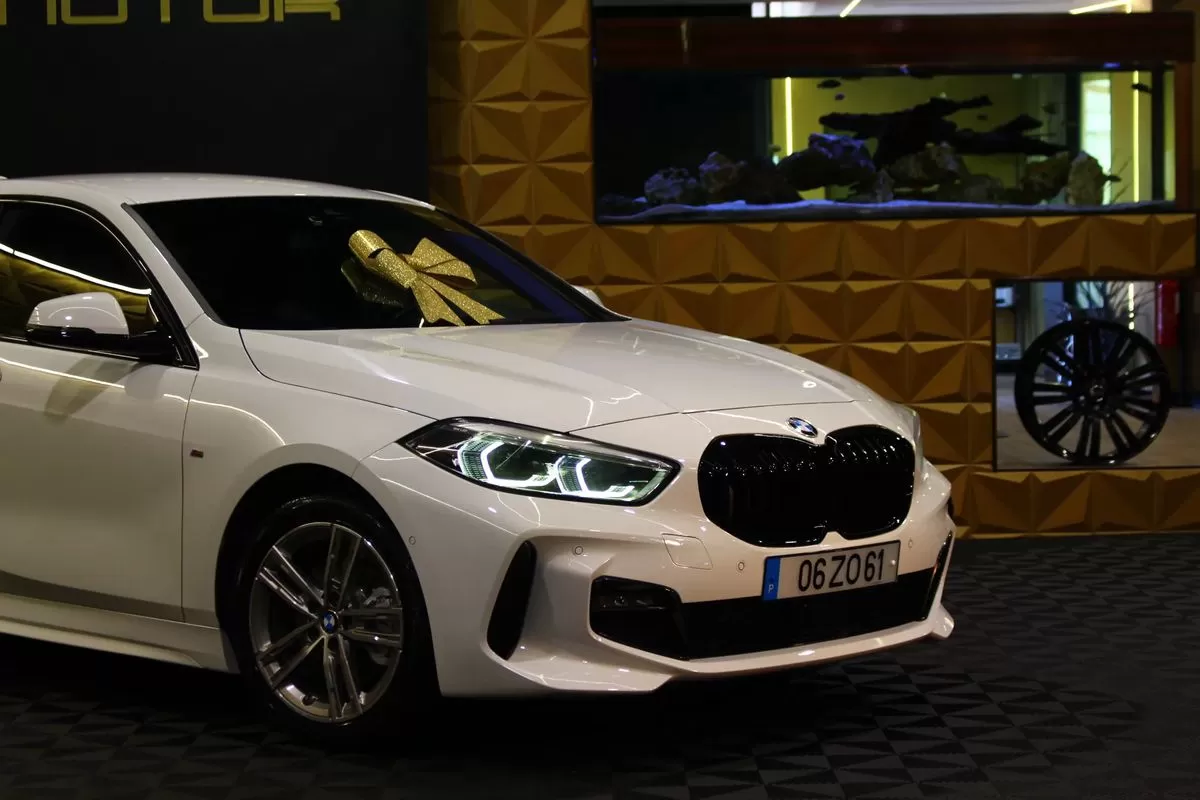 BMW 116 d Pack M Auto - foto 5