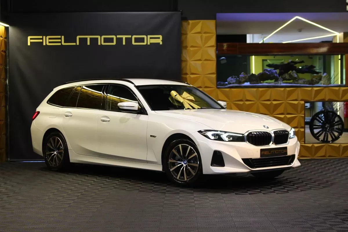 BMW 320 e Line Sport Auto