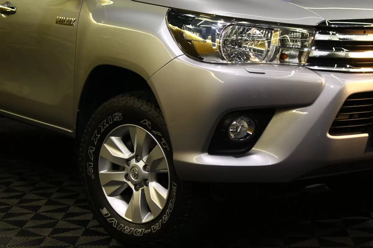 Toyota Hilux  2 4 D  4d 4wd Tracker - foto 2