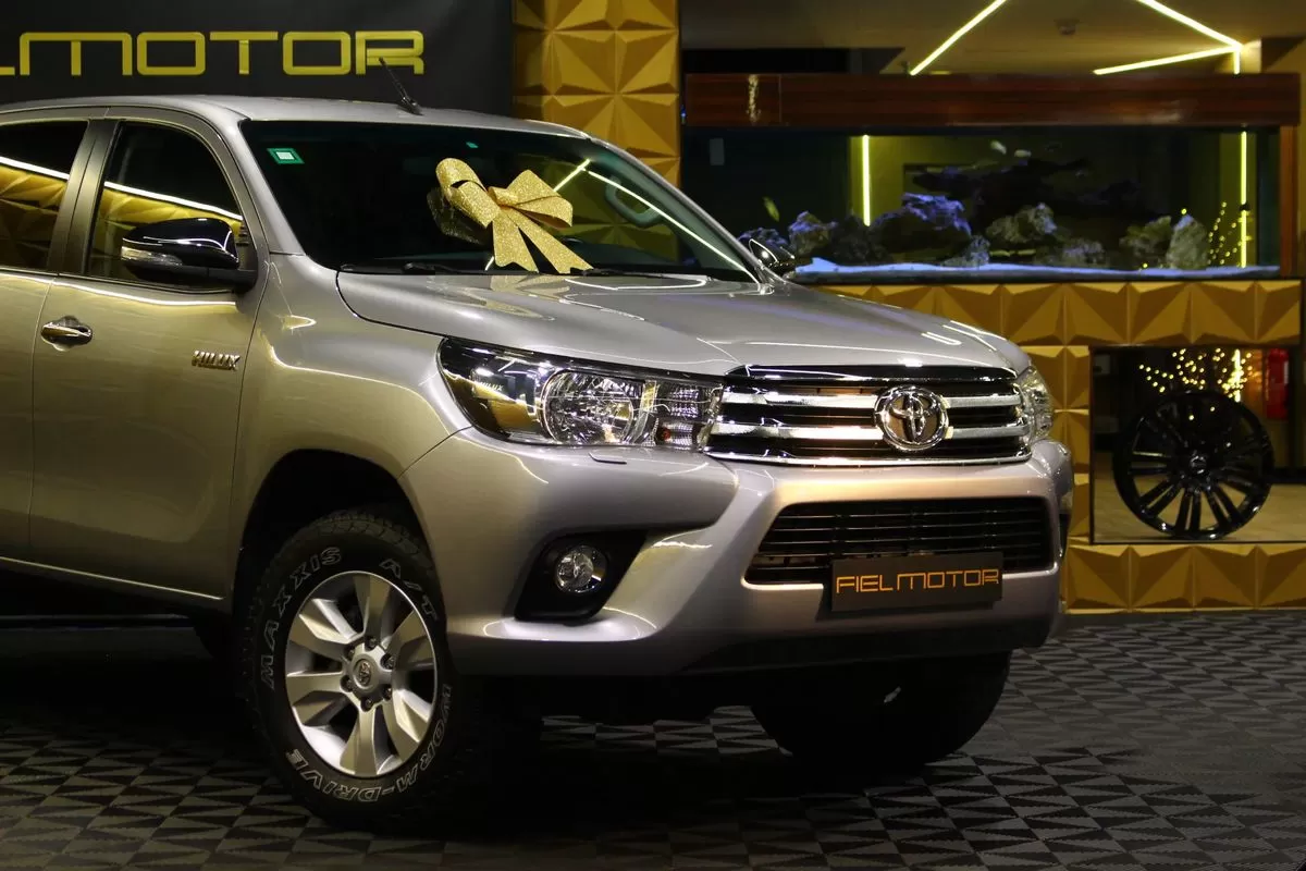 Toyota Hilux  2 4 D  4d 4wd Tracker - foto 3