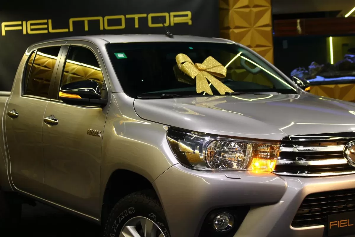 Toyota Hilux  2 4 D  4d 4wd Tracker - foto 6