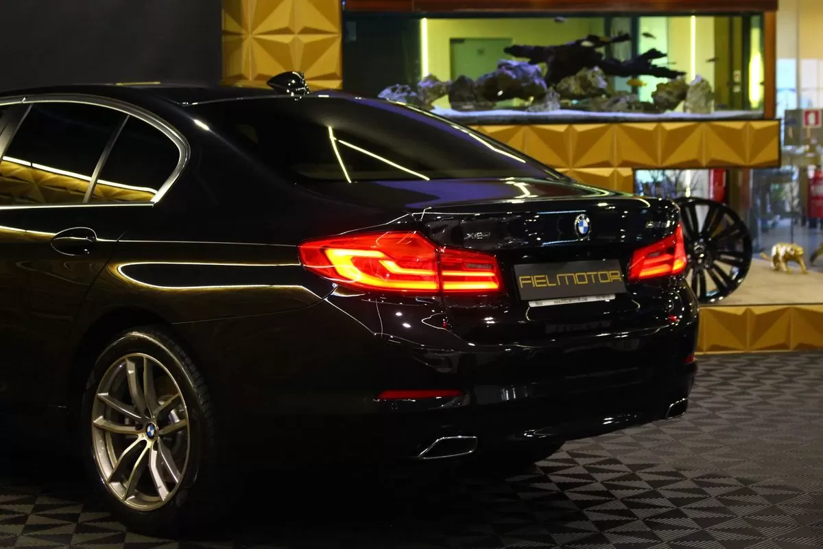 BMW 540 d xDrive Line Luxury Auto - foto 7