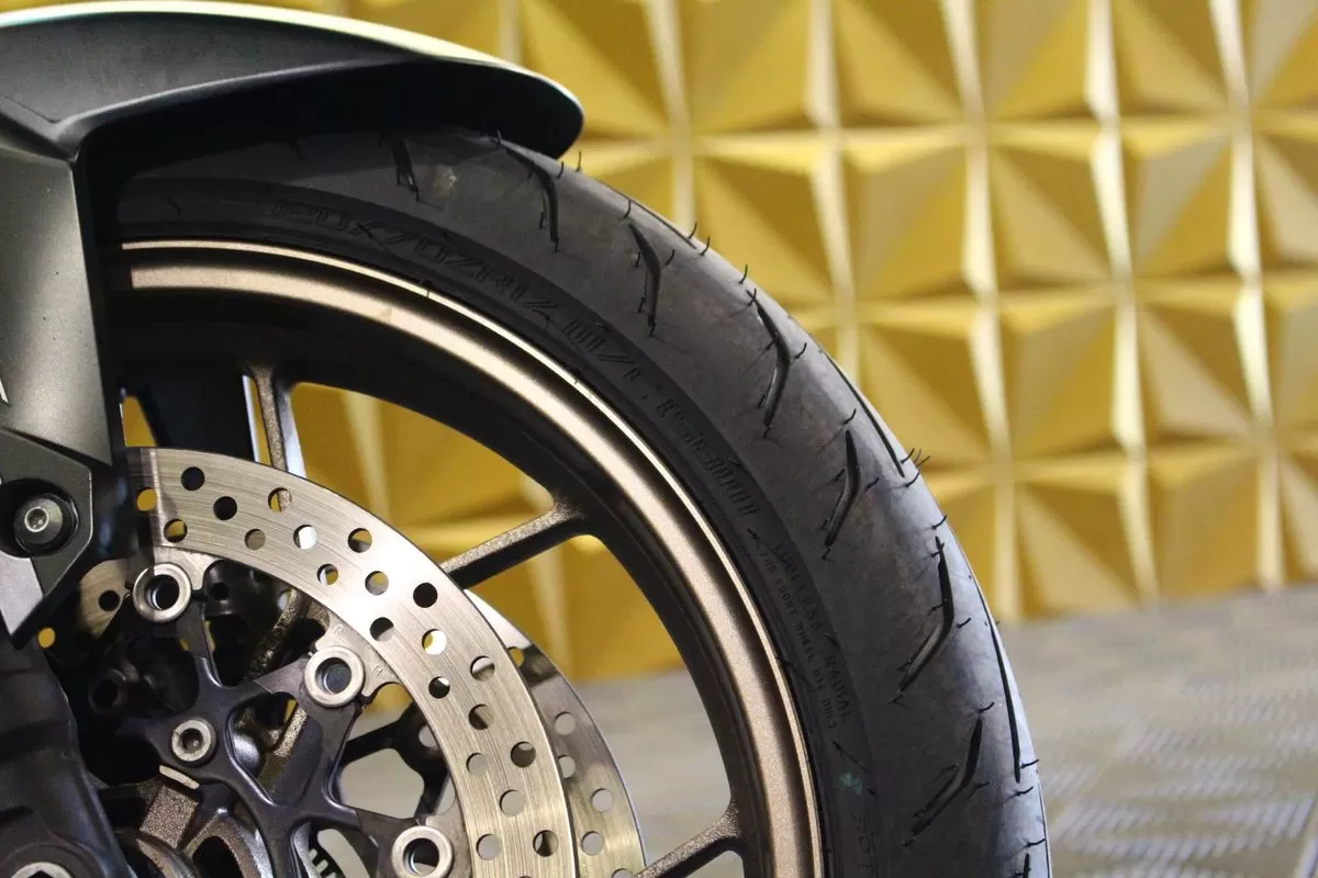 Honda CB 650R E-Clutch - foto 6