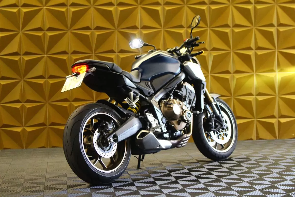 Honda CB 650R E-Clutch - foto 7