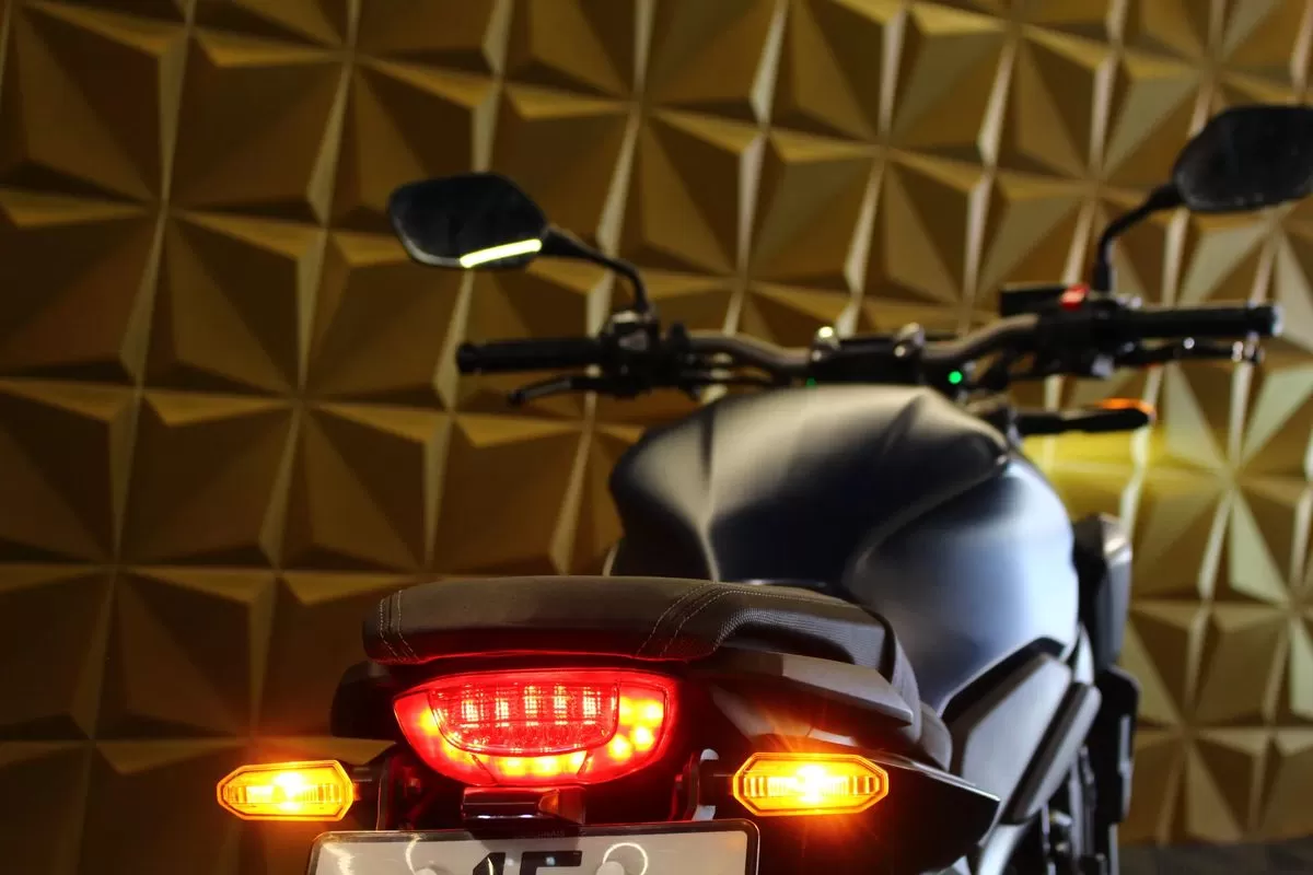 Honda CB 650R E-Clutch - foto 8