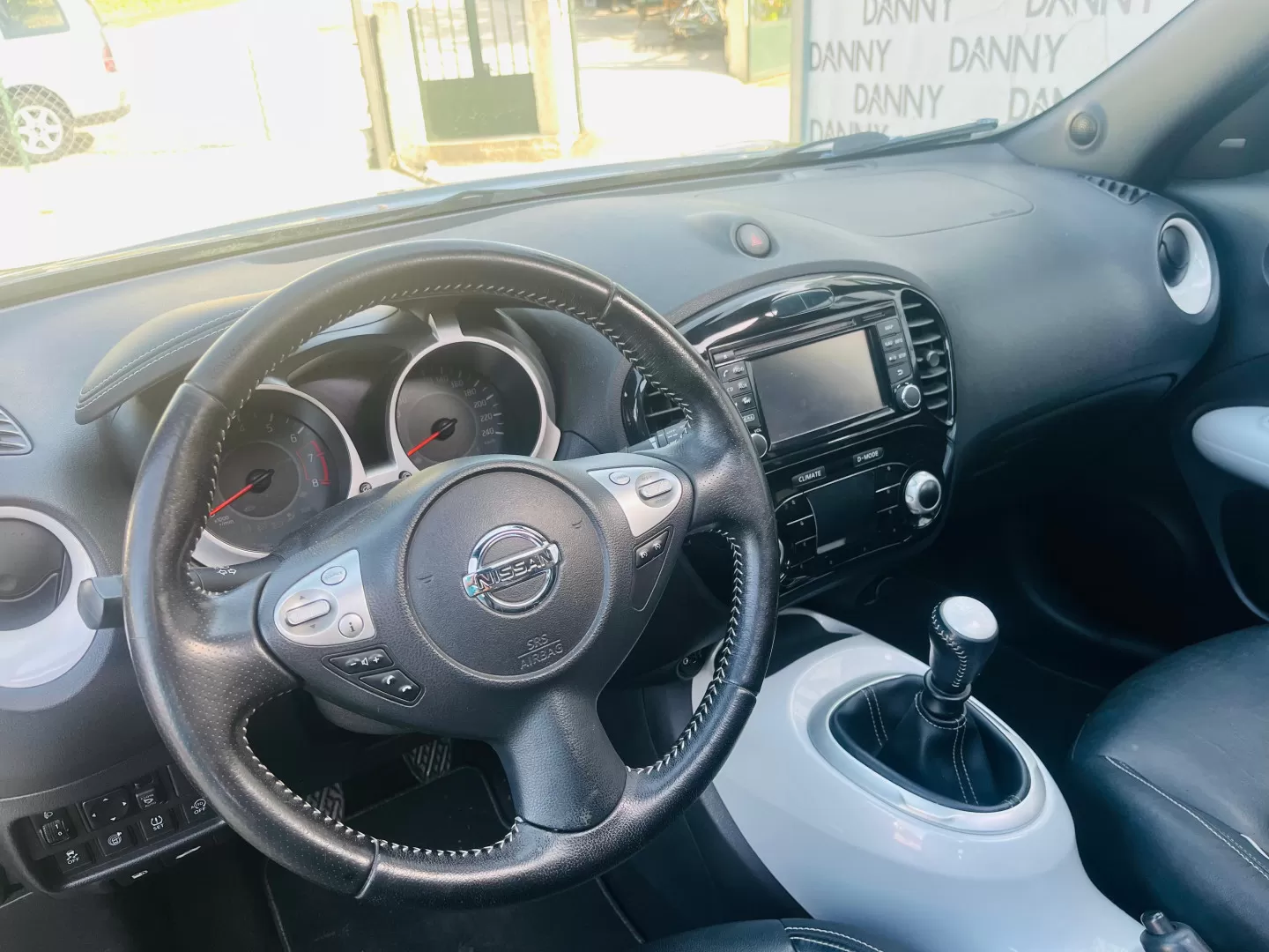 Nissan Juke 1.2 DIG-T Tekna Premium - foto 4
