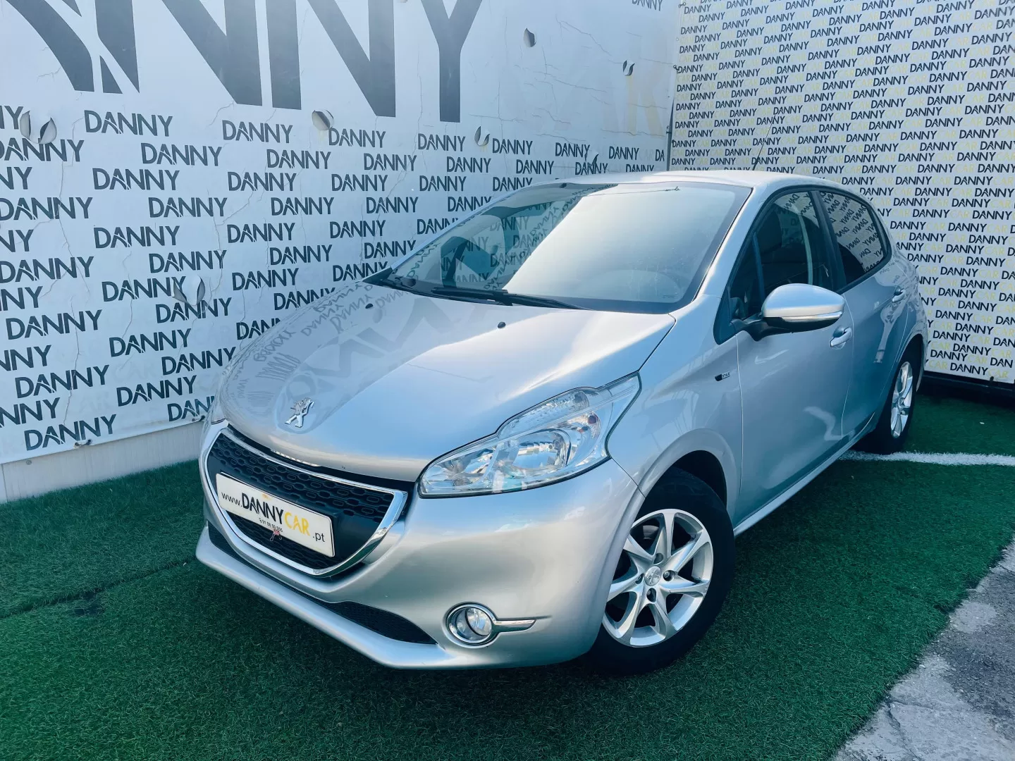 Peugeot 208 1.4 HDi Allure - foto 3