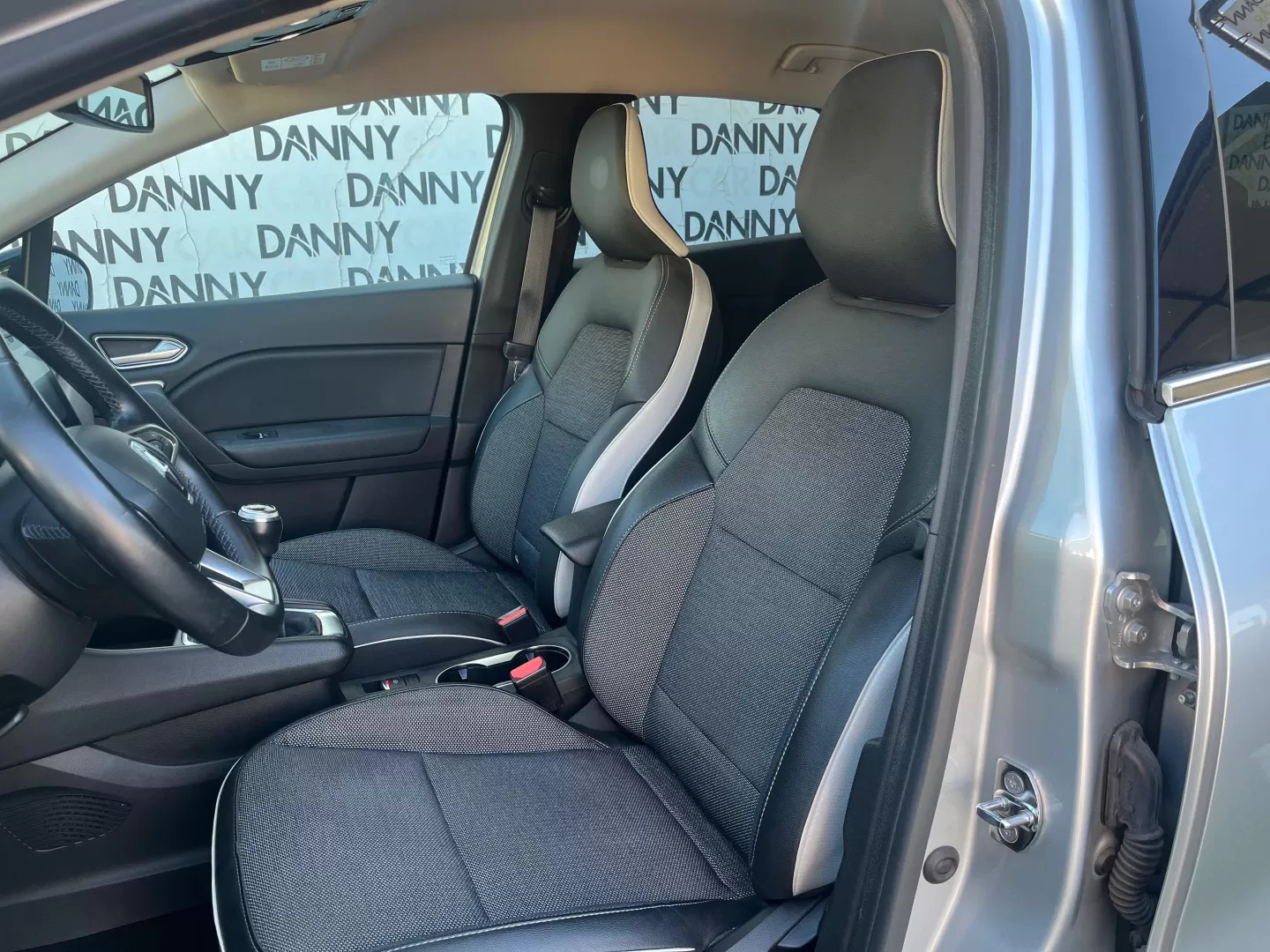 Renault Captur 1.0 TCe Exclusive - foto 5