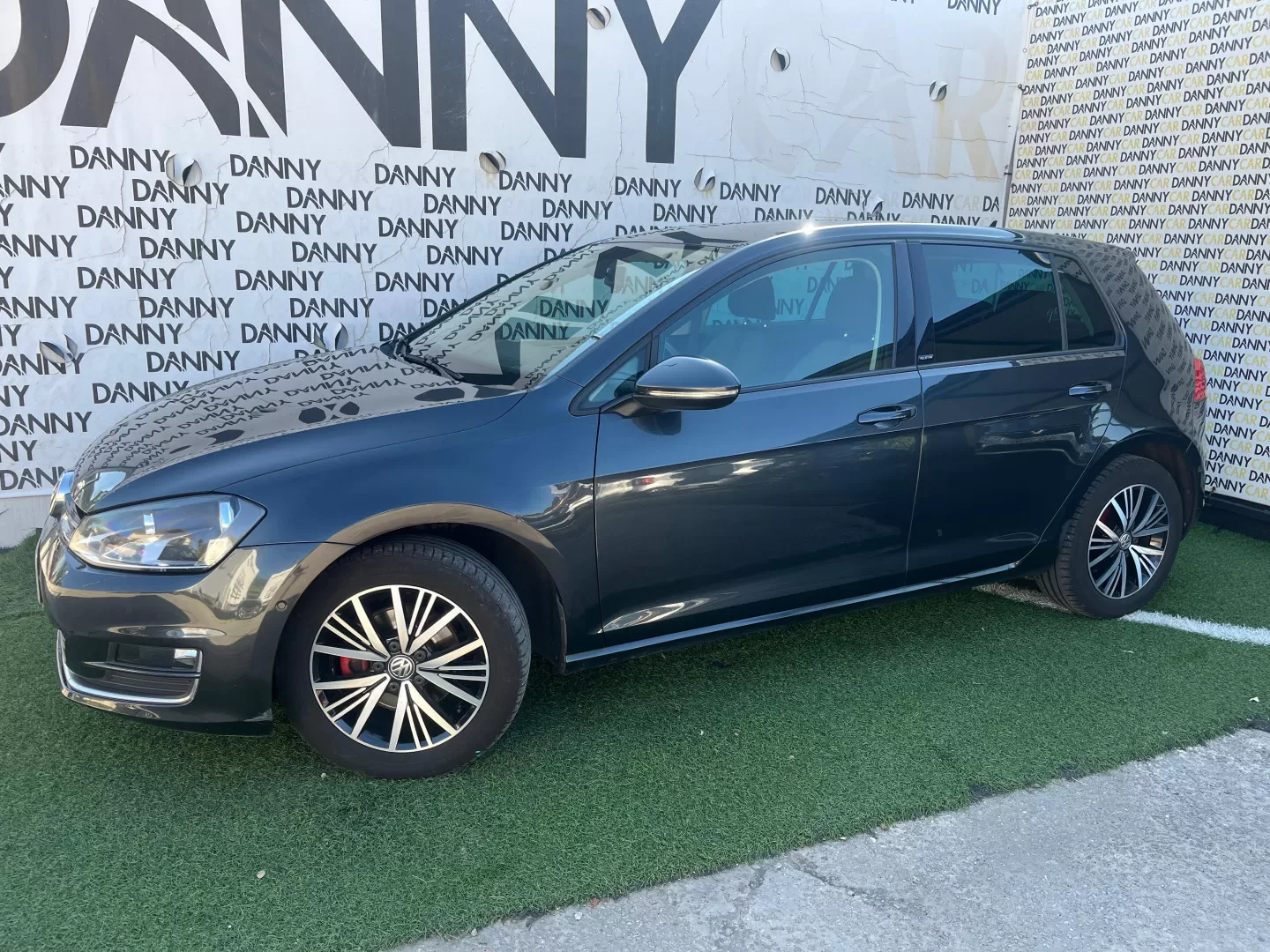 VW Golf 1.6 TDI BlueMotion Allstar - foto 3