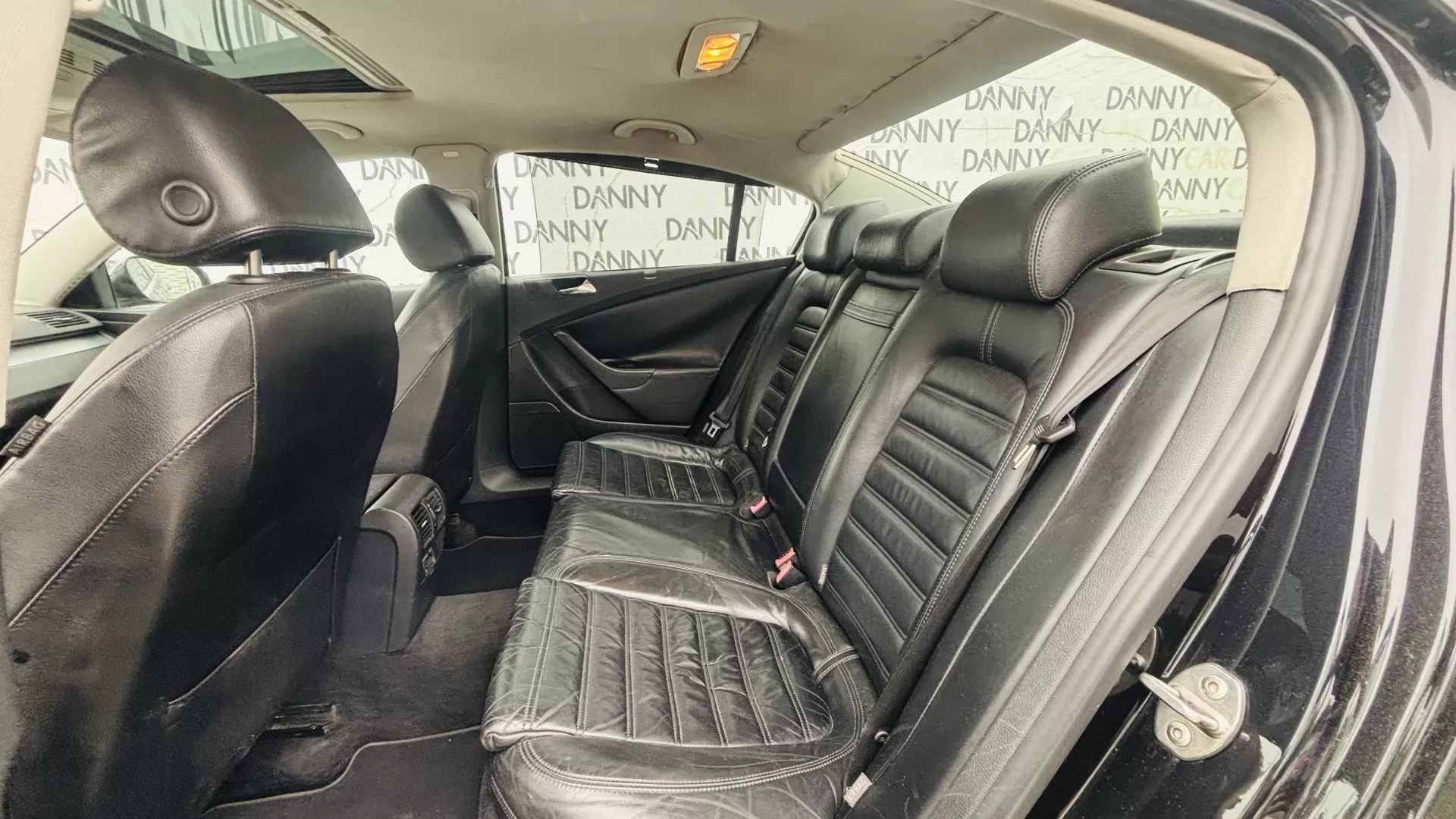 VW Passat 2.0 TDI Edition Confort. DSG - foto 4