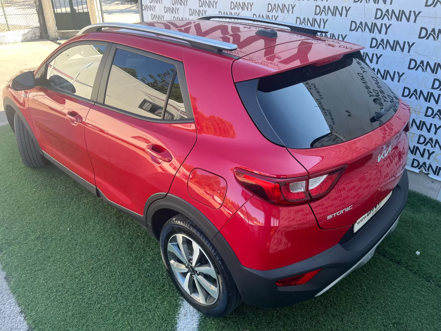 Kia Stonic 1.0 T-GDI Tech 7DCT - foto 4