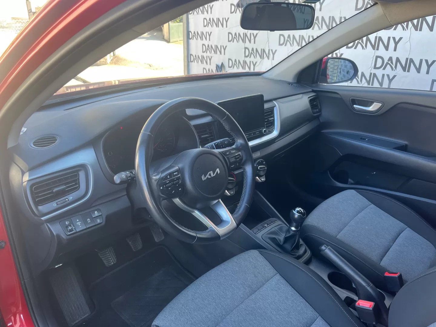 Kia Stonic 1.0 T-GDI Tech 7DCT - foto 8